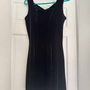 Vintage Luly K Black stretch Velvet Dress 💃💃💃